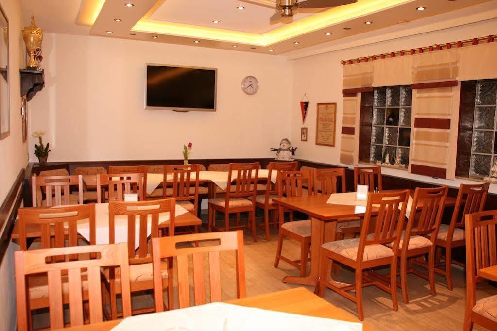 המלבורג Landgasthof Zum Stern מראה חיצוני תמונה